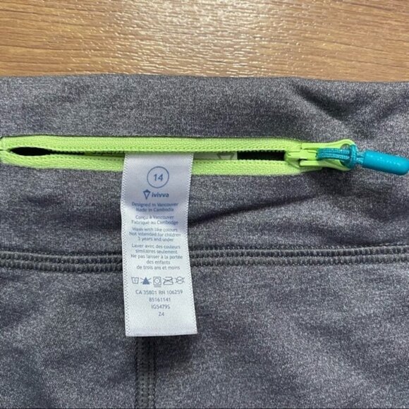 Lululemon Iviva leggings Girl Sz 14 ( Women Sz 2) - Picture 9 of 10